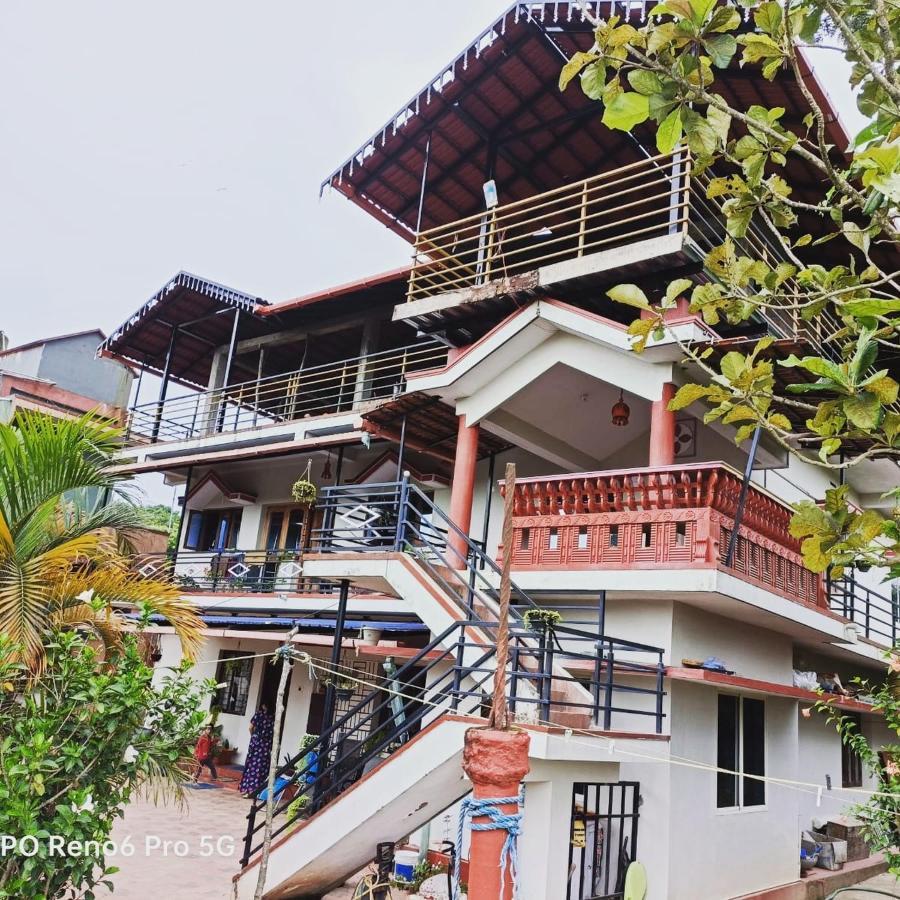 Coorg Girinivas Homestay 102 Madikeri Exterior photo